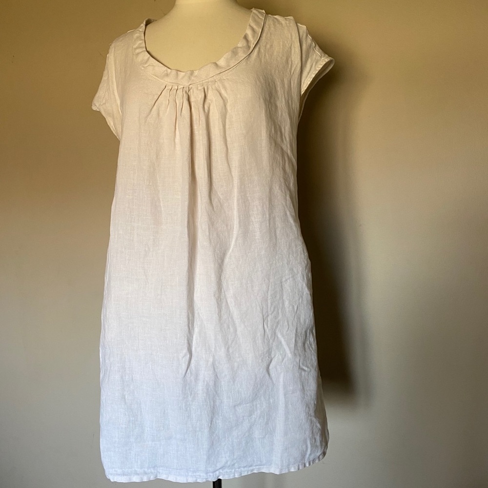 Malvin Off-white Linen Dress